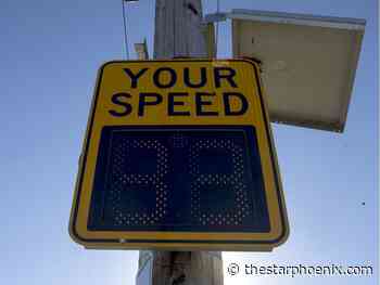 Teen issued $1,380 ticket for going over 100 km/h above speed limit: Police