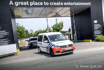 Verzamelaar van airsoftwapens zorgt voor opschudding: vaccin... (Lint) - Gazet van Antwerpen