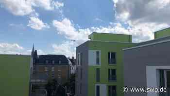 Hubschrauber Ulm: Notfall in der Fußgängerzone: Luftrettung fliegt mit „Christoph 22“ in Richtung Hirschstraße - SWP