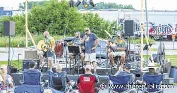 Hogstock raises more than $10K for arts council - The Republic