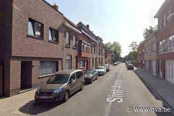 Dader van inbraak in wagen vraagt sigaret aan slachtoffer - Gazet van Antwerpen