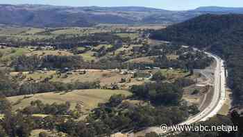 Blue Mountains villagers fear 'disastrous' highway plan pushed through without consultation
