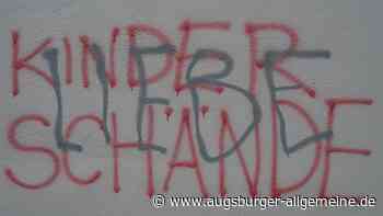 Wieder ein Schriftzug an der Stadtpfarrkirche - Augsburger Allgemeine