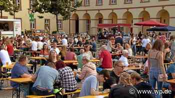 Siegen: Saturday Nightfever mit 1000 Gästen auf Schlossplatz - Westfalenpost