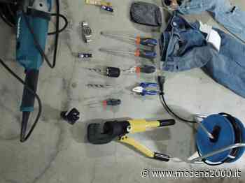 Recuperata a Modena dopo la fuga auto rubata in abitazione - Modena 2000