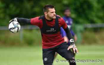 VIDEO: Van Crombrugge redt strafschop in oefenpot van Anderlecht tegen AZ - VoetbalPrimeur.be