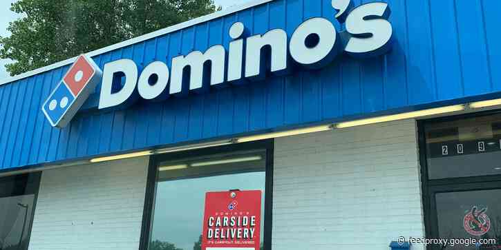 I tried Domino's 2-minute curbside pickup guarantee and it was one of the quickest ways I've ever picked up food