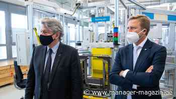 Ladesäulen für Elektroautos: Autoindustrie fordert massive Investitionen