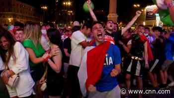 Watch fans go crazy in Rome