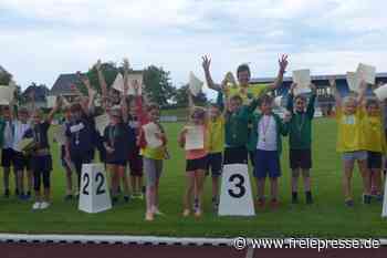 Große Freude bei kleinen Sportlern in Reichenbach: Endlich wieder im Stadion - Freie Presse