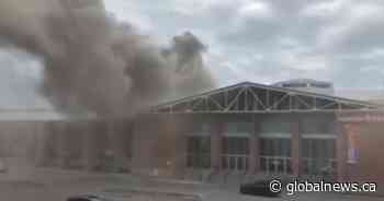 Fire breaks out at Pacific Mall in Markham, no injuries reported