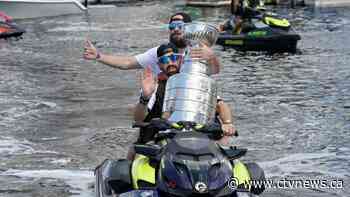 Lightning celebrate another Stanley Cup win with boat parade
