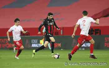 Le milieu de terrain de l'OGC Nice Pierre Lees-Melou en route vers l'Angleterre - Nice-Matin