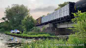 Man dead after being struck by train in Minnetonka
