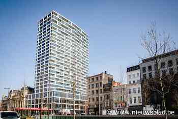 Poké bowls en Thais aan voet van Antwerp Tower