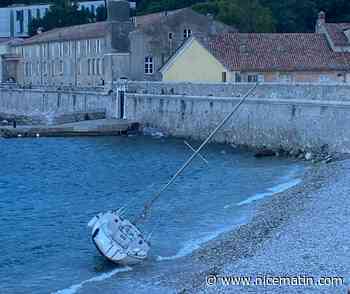 Un voilier s'échoue sur la plage de la Darse à Villefranche