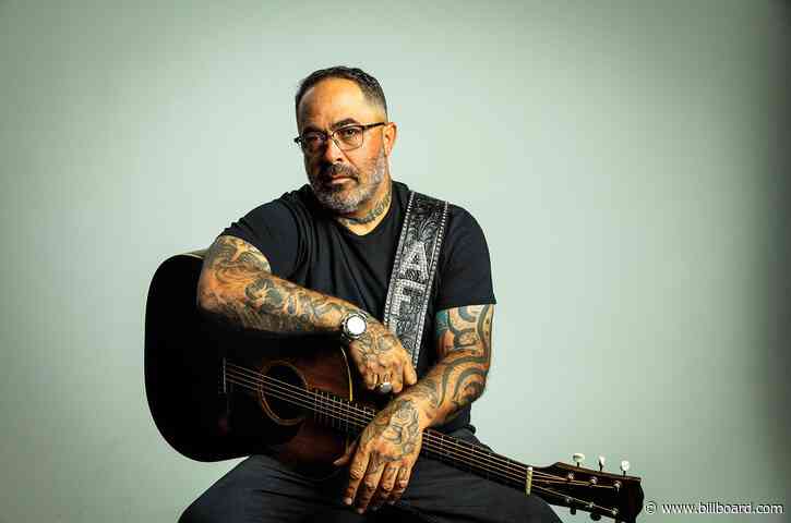 Five Burning Questions: Aaron Lewis’ ‘Am I the Only One’ Debuts in the Hot 100’s Top 15