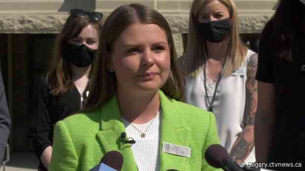 Post-secondary students call for return of 'vote anywhere' advance voting to Calgary