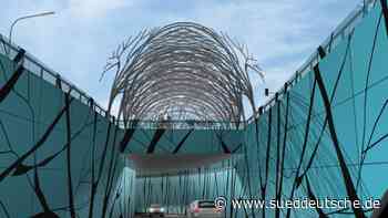 Aus vier mach drei - Süddeutsche Zeitung