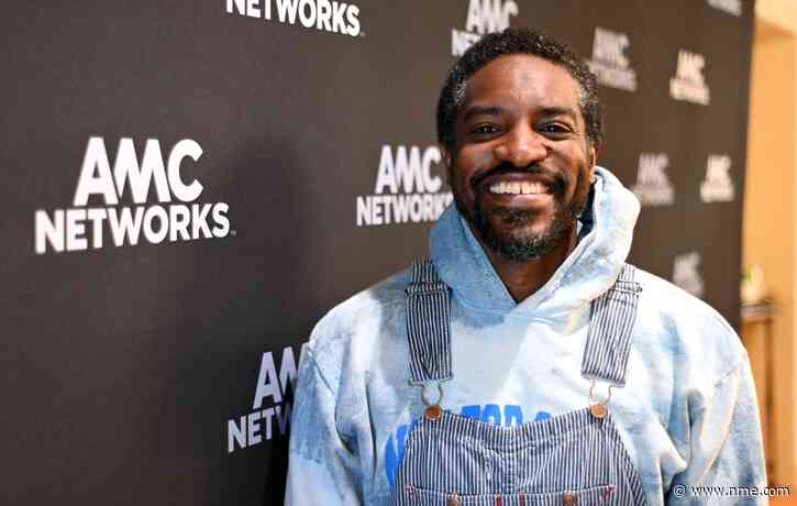André 3000 (and his flute) spotted at Portland open mic night