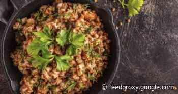 Snag this 3-piece cast-iron skillet set for only $25     - CNET