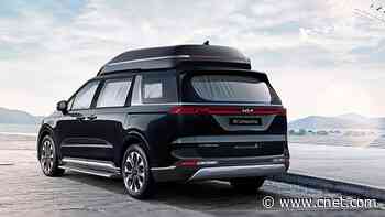 Kia Carnival Hi-Limousine is something else     - Roadshow