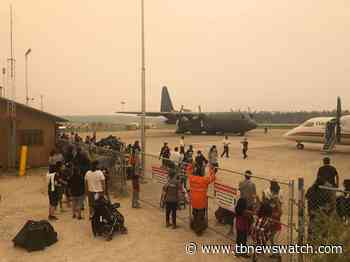 Evacuees arrive as forest fires threaten Red Lake, area communities - Tbnewswatch.com