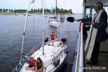 Vaarseizoen start met botenzegening - Het Belang van Limburg