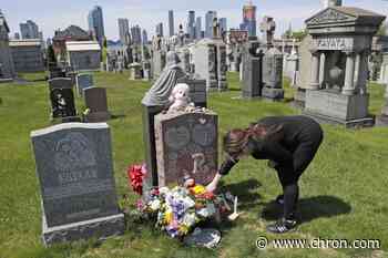 US overdose deaths hit record 93,000 in pandemic last year