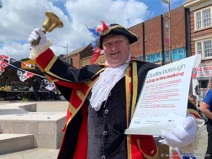 Dudley announces bid to become city on Black Country Day - expressandstar.com