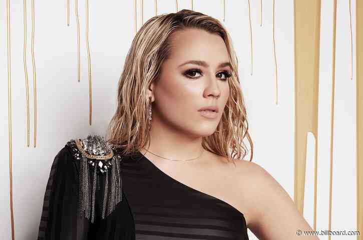 Makin’ Tracks: Gabby Barrett Uses a ‘Moon’ Shot to Propel Her Immediate Future
