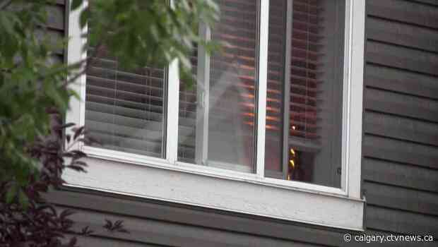 5-year-old girl sent to hospital after fall from window