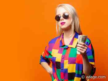 Facebook commits $1 billion to pay creators