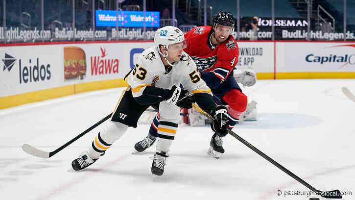 Pittsburgh Penguins Re-Sign Forward Teddy Blueger