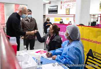 Rodríguez Larreta recorrió el vacunatorio del club Huracán - buenosaires.gob.ar