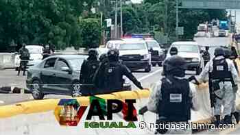 Enfrentamiento sobre carretera Iguala-Cuernavaca deja cinco muertos - Noticias en la mira