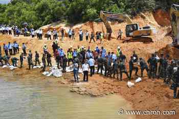 Flood traps 14 workers in tunnel under construction in China