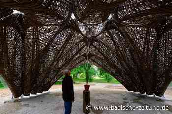 Ein Pavillon in Freiburgs Botanischem Garten nutzt die Architektur der Natur - Freiburg - Badische Zeitung