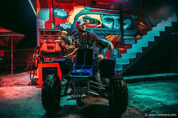 Farruko Flies Onto Hot Dance/Electronic Songs Chart With ‘Pepas’