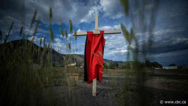 'This is heavy truth': Tk'emlúps te Secwépemc chief says more to be done to identify unmarked graves
