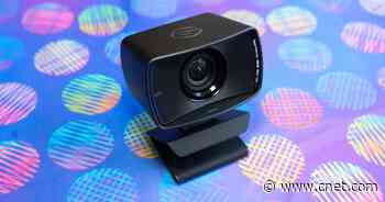 Elgato Facecam tries really hard to be a pro 1080/60p webcam     - CNET