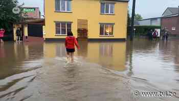 WATEROVERLAST: Wolkbreuk zet straten blank in Riemst - TV Limburg