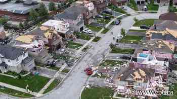 Eight people injured, buildings destroyed, after tornado wreaks havoc through Barrie, Ont., neighbourhood