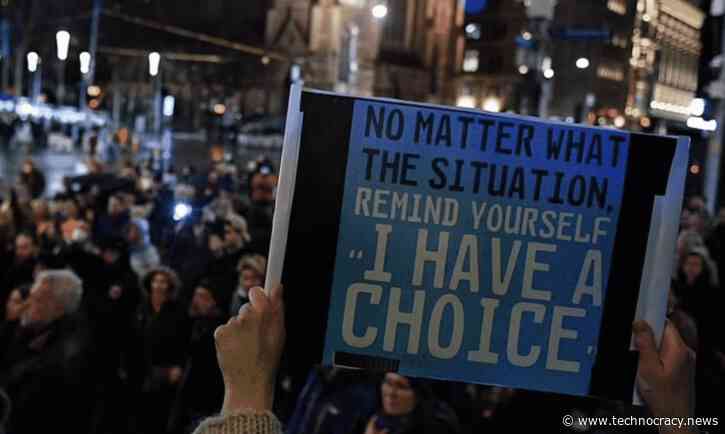 Melbourne In Chaos As Protestors Resist New COVID Lockdowns
