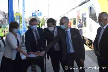 Aftandse treinstellen op elektrische spoorlijn zorgen voor l... (Mol) - Het Nieuwsblad