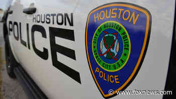 Houston hospital heroism: Staff members help apprehend inmate after deputy is shot in struggle over his gun - Fox News