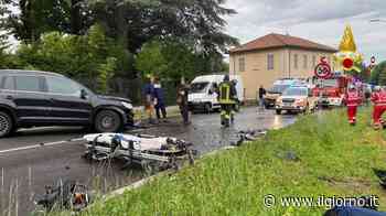 Erba, frontale tra due auto: in quattro in ospedale, un ferito è grave - IL GIORNO