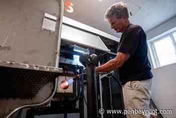 Waterfall Arts Glassworks to celebrate grand opening during Belfast art walk - PenBayPilot.com