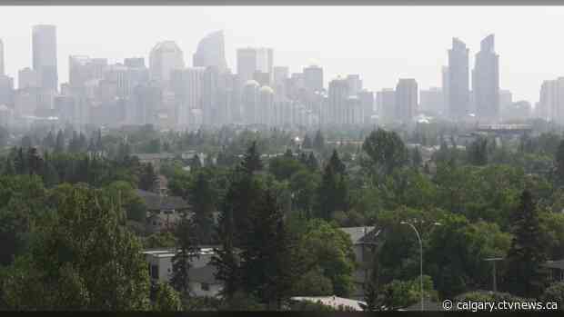 Emergency officials call on Calgarians to take precautions amidst poor air quality levels