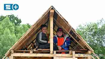 Bauspielplatz in Netphen: Hütten bauen trotz Dauerregen - Westfalenpost